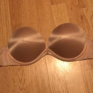 34D Victoria secret nude strapless bra